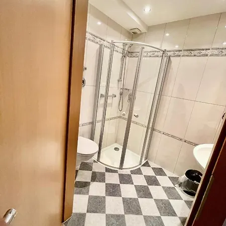 Für Vier Apartment *